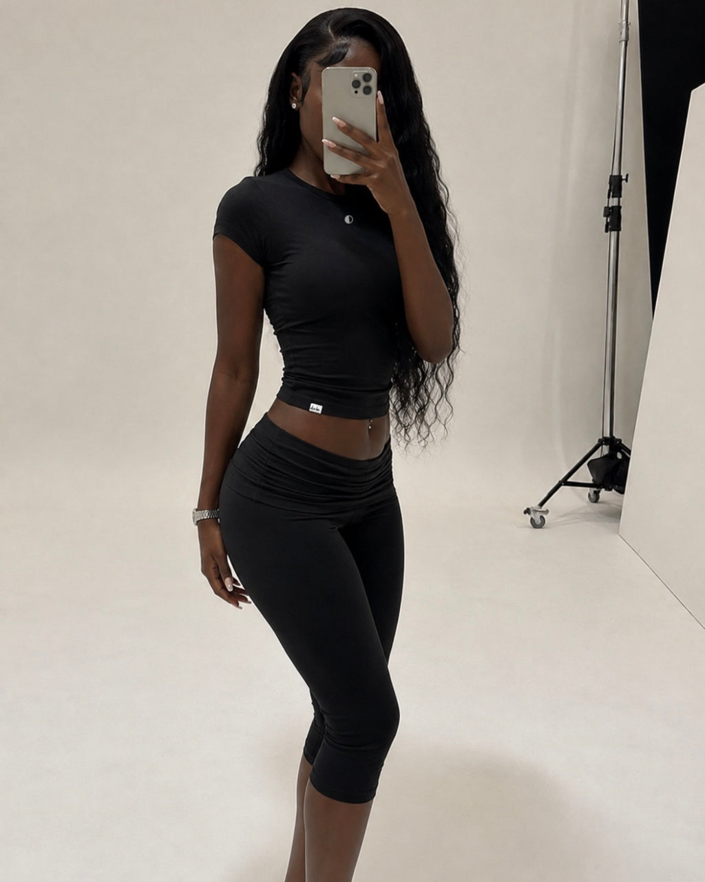 BLACK GO-TO