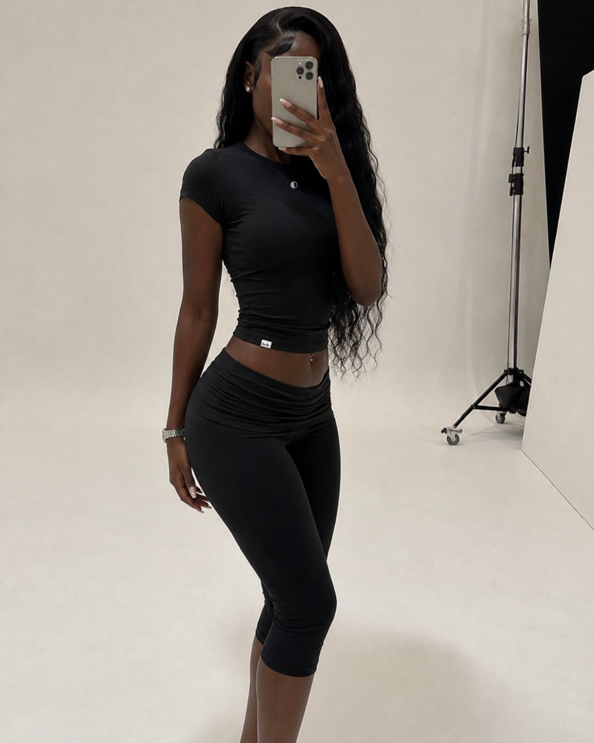 BLACK GO-TO