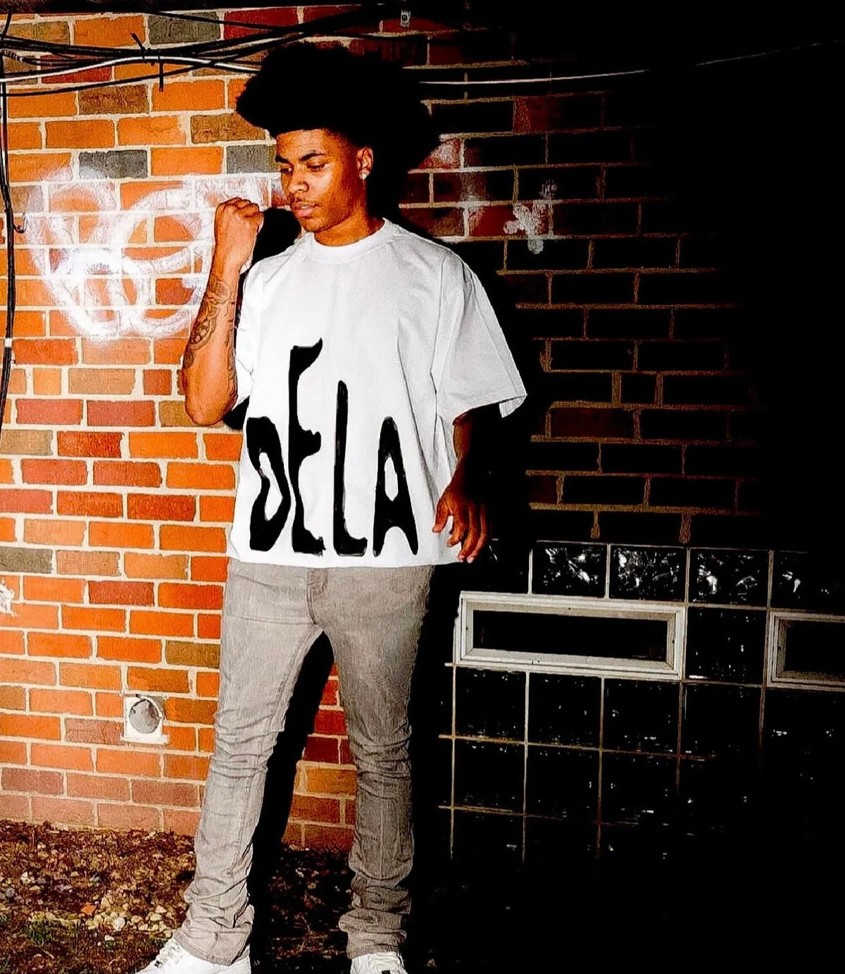 BOXY BOLD TEE